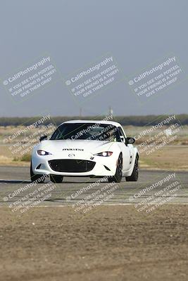 media/Oct-18-2025-Speed Ventures (Sat) [[8b3b7cf525]]/Purple/Session 1 (Sweeper)/